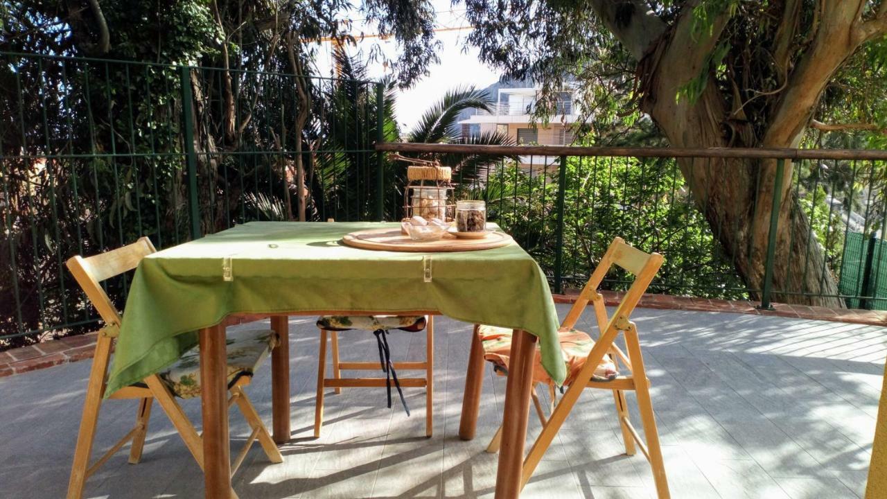Casa Di Claude Con Posto Auto Leilighet Finale Ligure Eksteriør bilde
